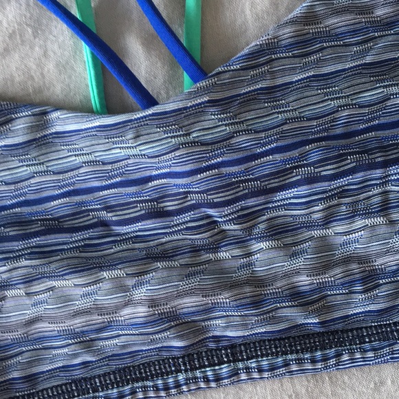 Lululemon Sport Bra - Picture 2 of 3